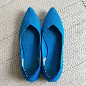 Rothy’s Topaz Point Flats